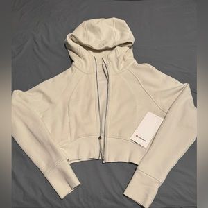 NWT Lululemon Scuba Full-Zip Cropped Hoodie in Bone, Size 4